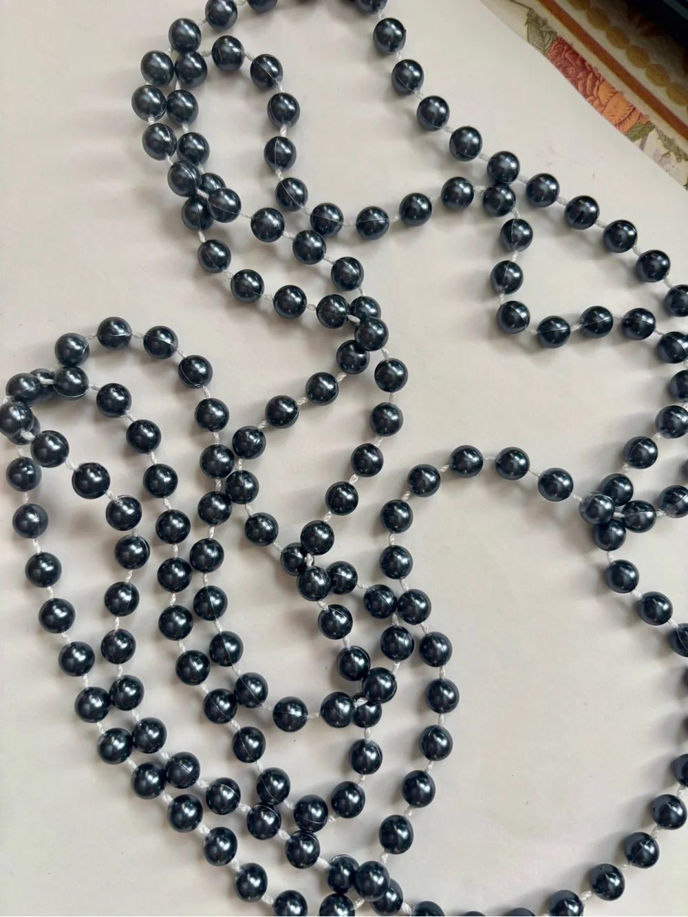 Vintage estate sale Classic Black Pearl Beaded Necklace -